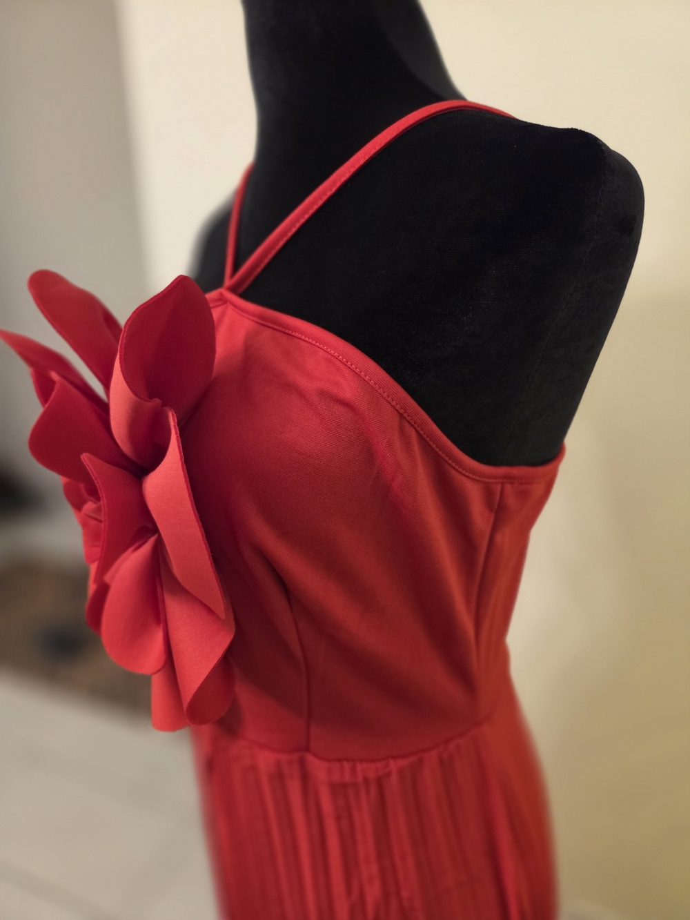 Red 3D Flower Pleated Wide Leg Jumpsuit Halter Neck Cocktail Party Size L - Picture 4 of 8